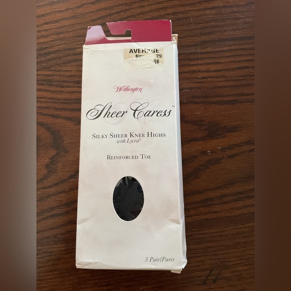 Vintage Worthington Silky Sheer Caress Knee Highs 2 Pairs - Navy Size Average - Picture 1 of 2